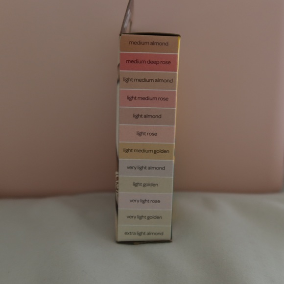 Crayons Colors of the World - Picture 4 of 5